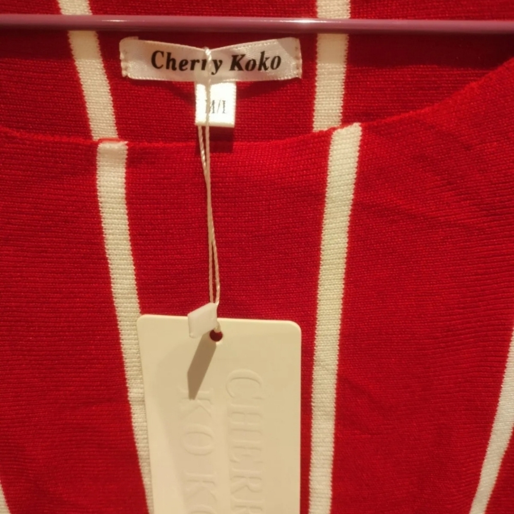 Red sweater with white stripes - Picture 2 of 3